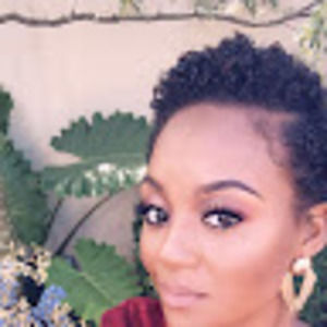 Meet your Posher, Sybile deborah